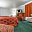 Rodeway Inn & Suites Brunswick near Hwy 1