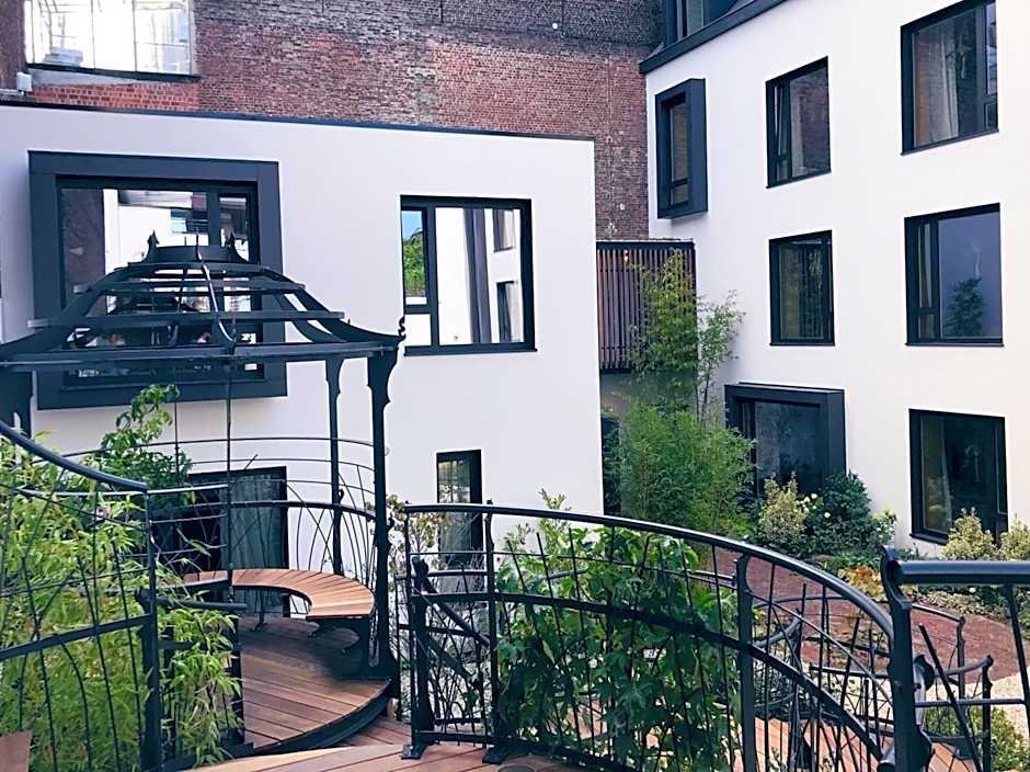 Latroupe Hotel Jardin Secret