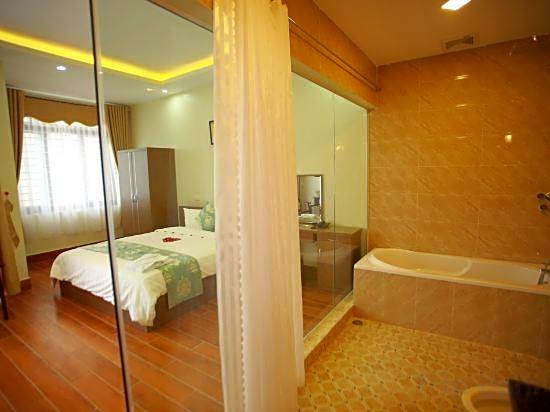 Family Airport Hotel