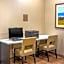 Comfort Inn & Suites Logan Near University