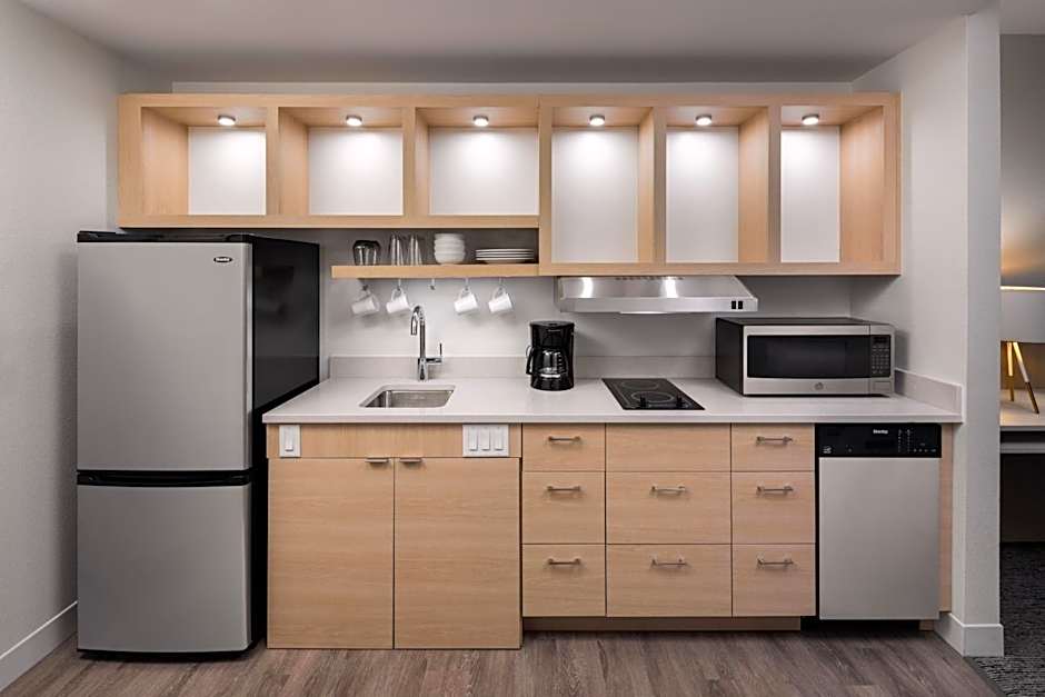 TownePlace Suites by Marriott West Kelowna