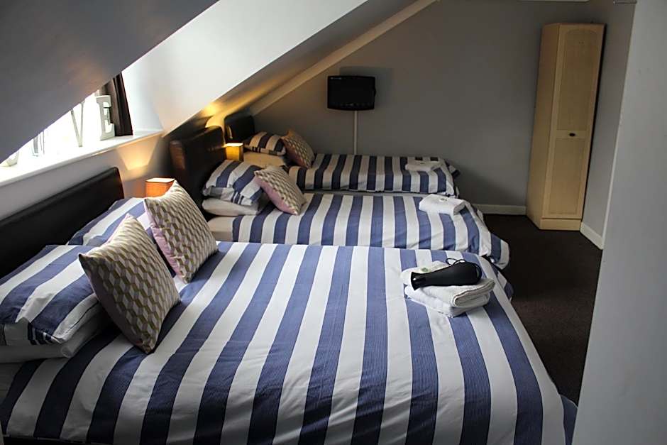 The Vale Apart Hotel