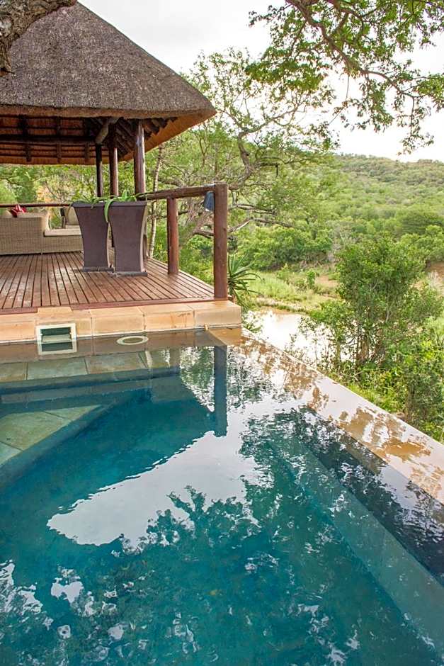 Amakhosi Safari Lodge