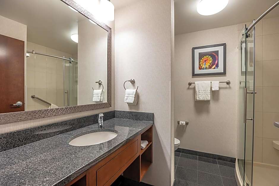 Drury Plaza Hotel Columbia East