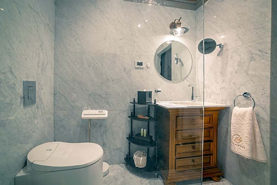 Bey House Royal Hotel