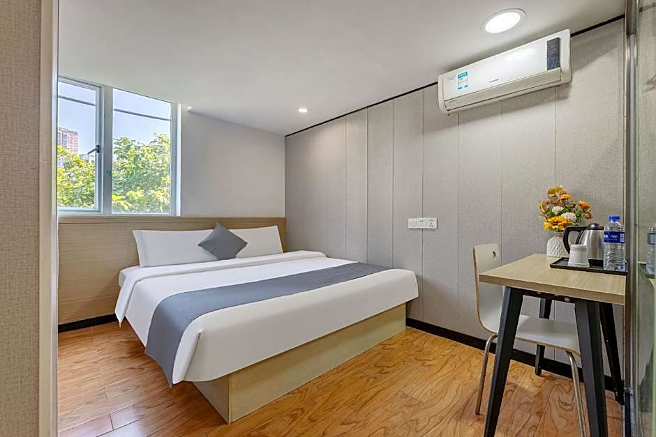 Yifang Hotel Guangzhou Shangxiajiu Pedestrian Street Yongqingfang Branch