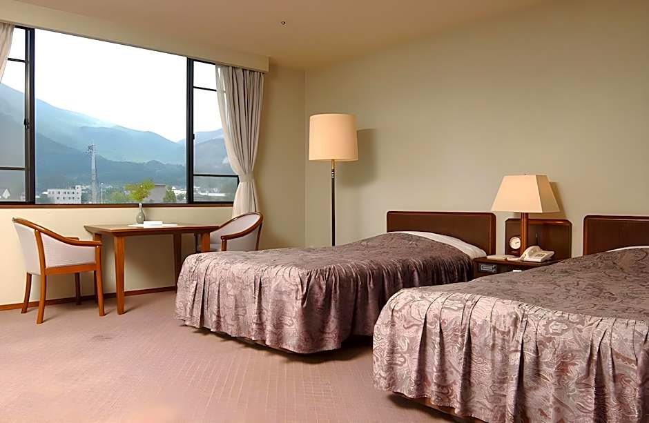 Yufuin Hotel Shuhokan