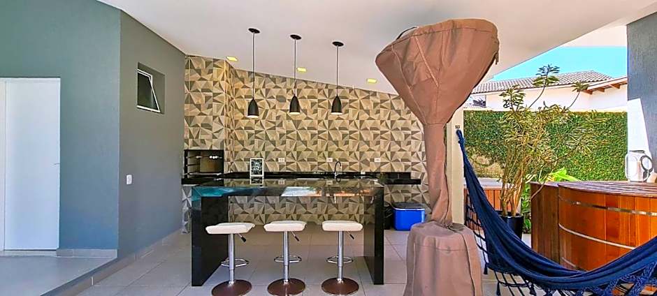 House with pool near Riviera beach