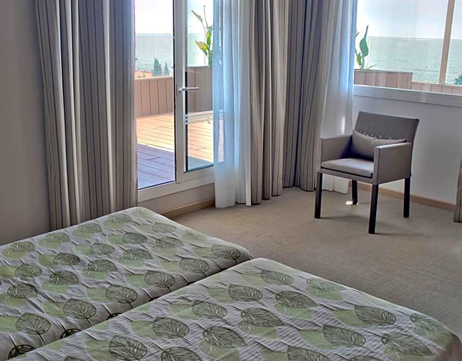 KAKTUS Hotel Volga