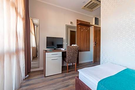 Economy Single Room