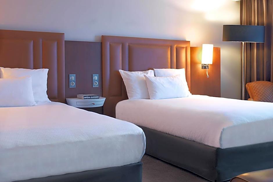 Renaissance Paris Hippodrome de St. Cloud Hotel