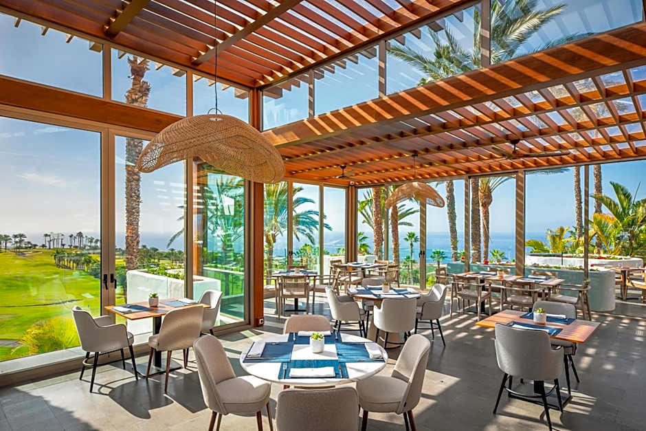 Las Terrazas de Abama Suites