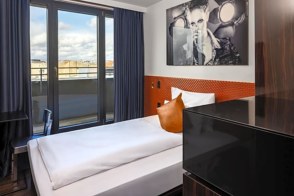 Hotel MANI by AMANO