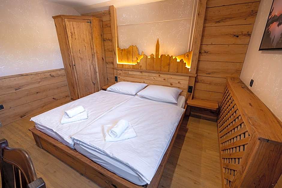 Bed & Breakfast LakeBled House