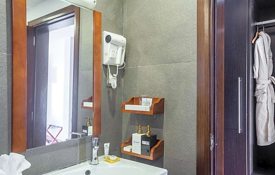 Gelian Hotel