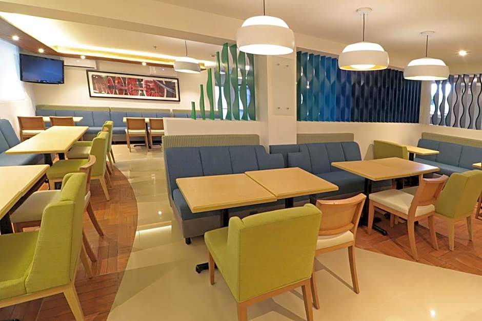 Holiday Inn Express Piedras Negras By IHG