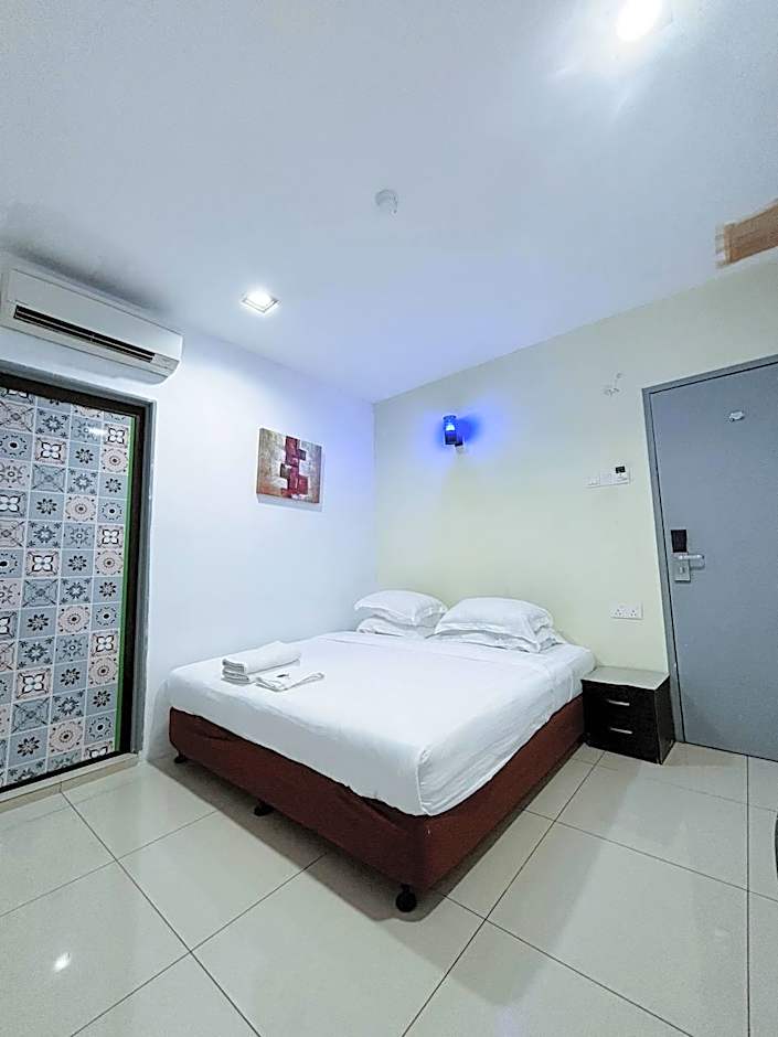Green Hotel