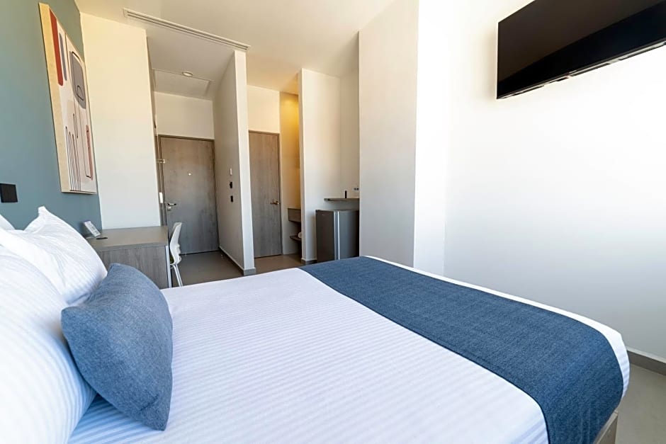 TH HOTEL & VIVIENDA