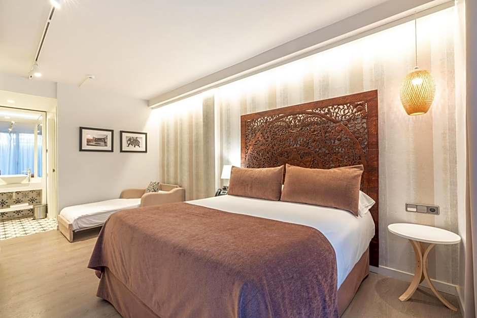 Serennia Fira Gran Via Exclusive Rooms