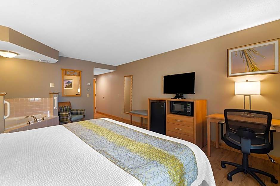 Best Western Plus Executive Court Inn & Conference Center