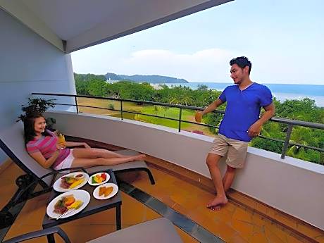 Premium Suite with Sea Front View