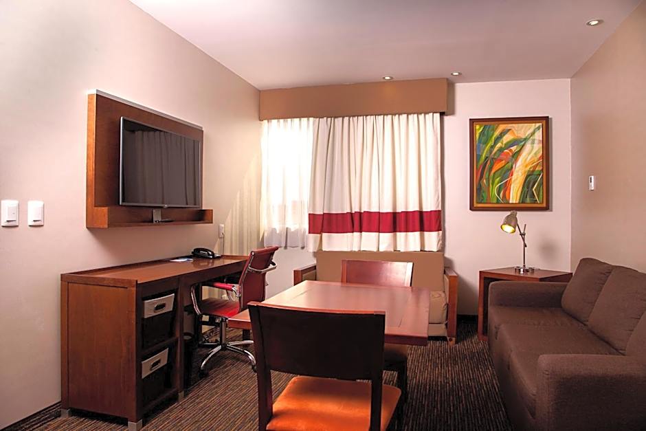Four Points By Sheraton Queretaro Norte