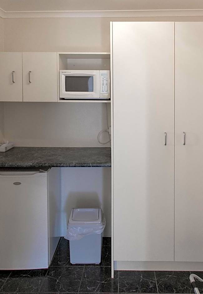 Arkana Motor Inn & Terrace Apartments