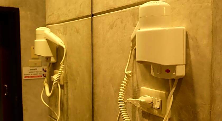 Baan Ma Feung Guest House