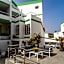 Aparthotel Esquinzo Y Monte Del Mar