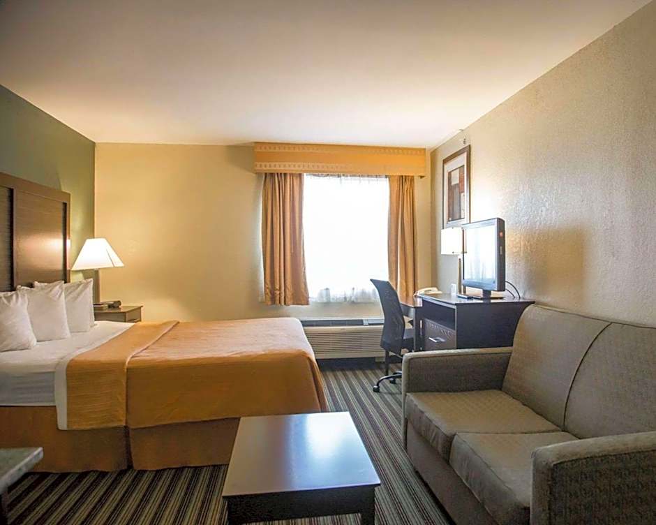 Quality Inn & Suites Loves Park near Rockford