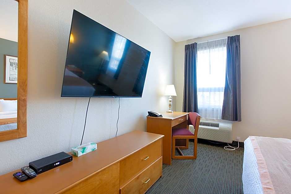 Lakeview Inns & Suites - Okotoks