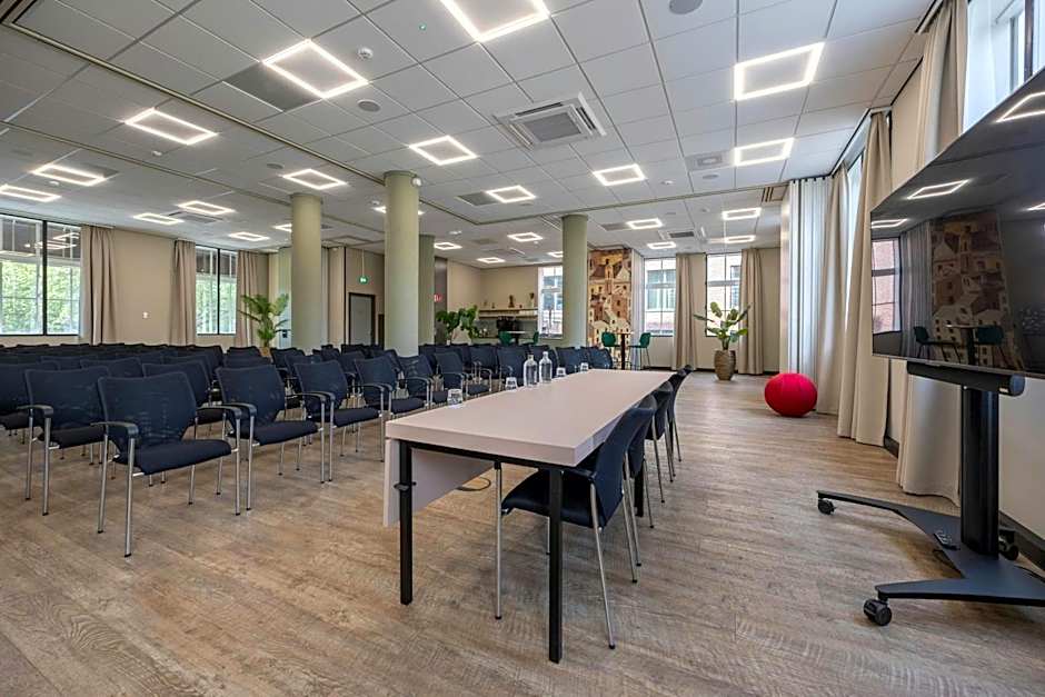 Leonardo Hotel Breda City Center
