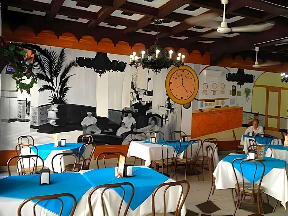 Hotel Colonial