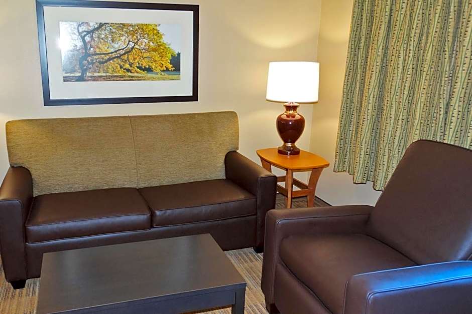 Extended Stay America Select Suites - Dallas - Richardson