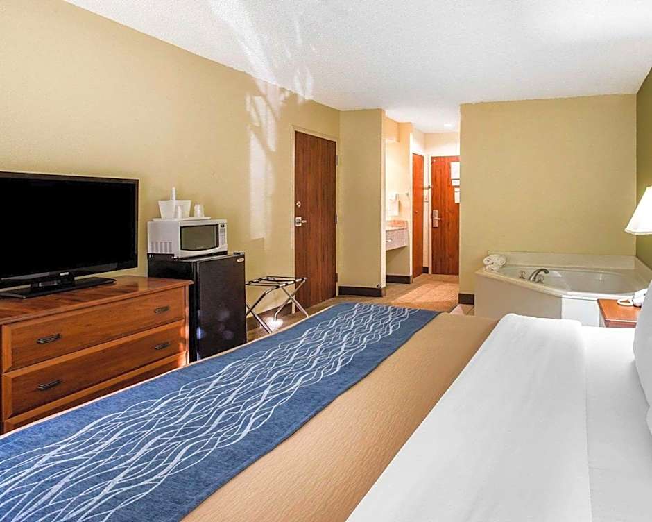 Quality Inn Darien