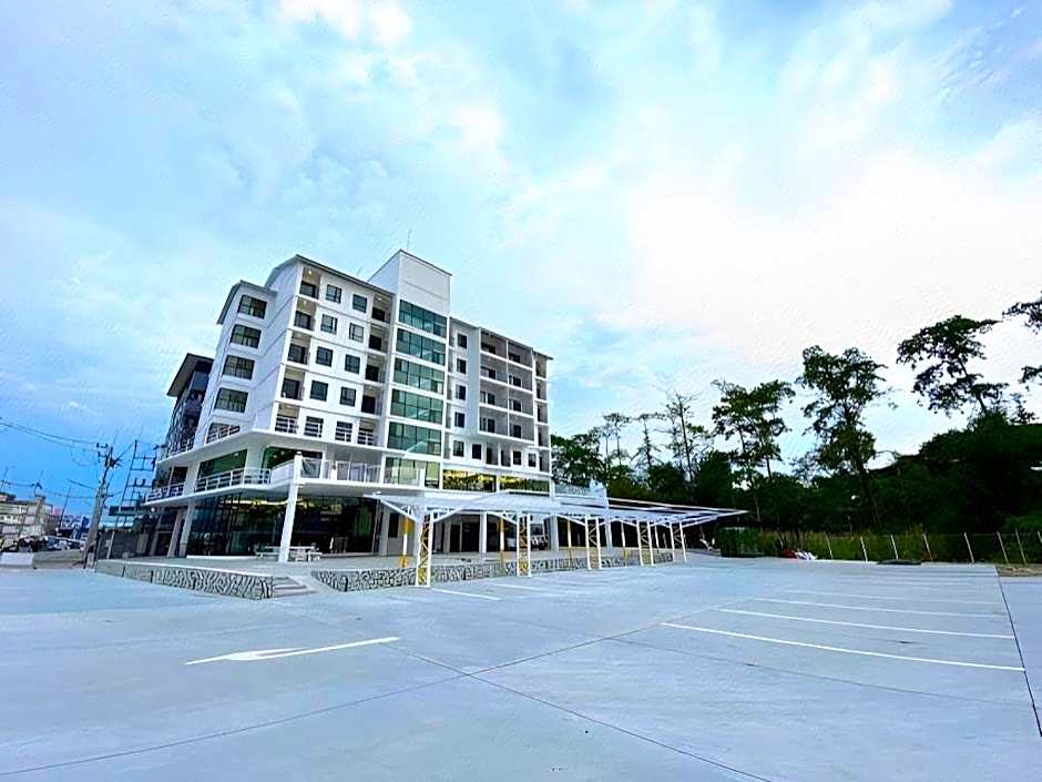 GEEN Hotel Chonburi