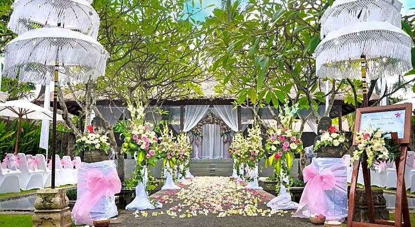 Legian Beach Hotel