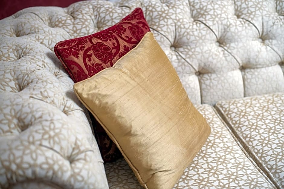 Florence Nightingale Suites At Lea Hurst