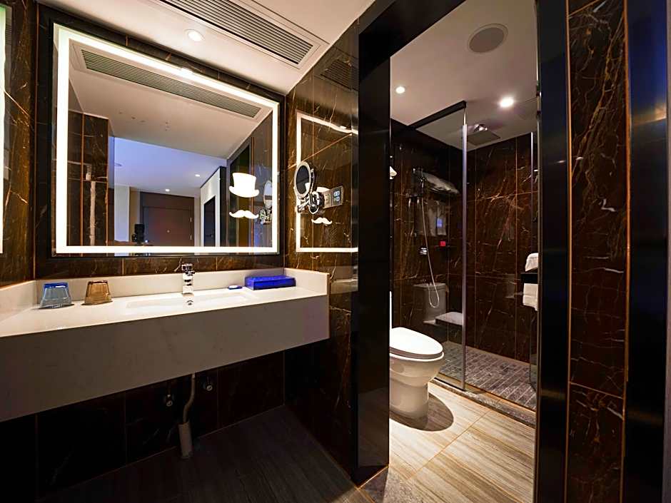 ZMAX Hotel Guangzhou Tianhe Sports Center East Metro Station