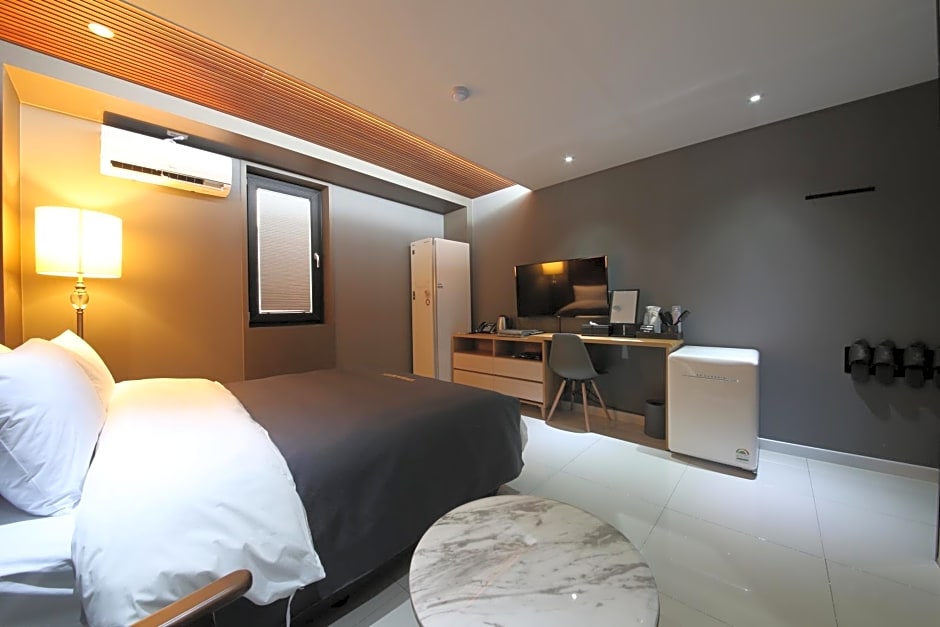 Hotel K
