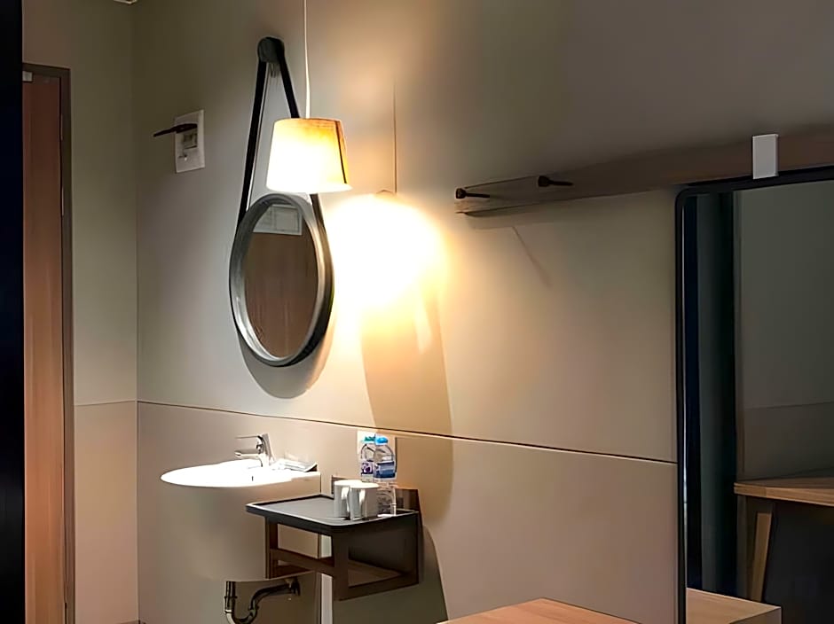 Citrip Hotel simpang lima (FKA CityOne)