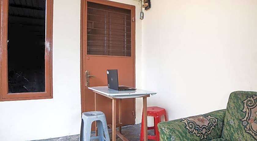 Hotel O Kost Ketapang Syariah