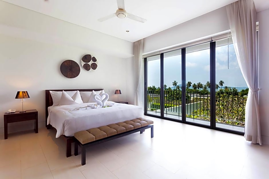 Baan Yamu Residences by RESAVA