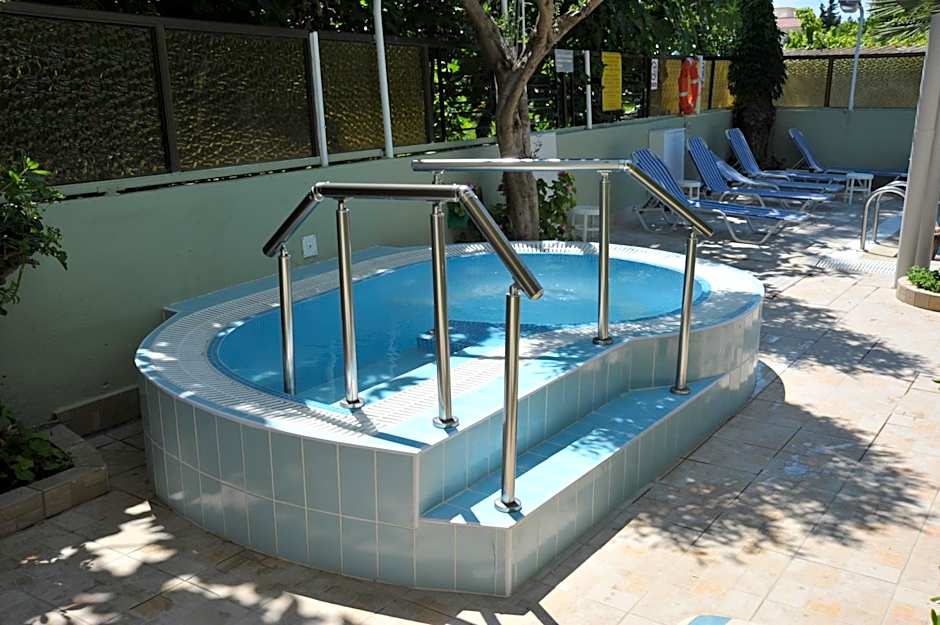 Anseli Hotel