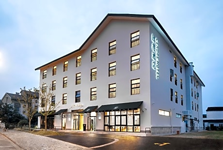 Cendre Hotel (Lingering Garden and Tiger Hill)