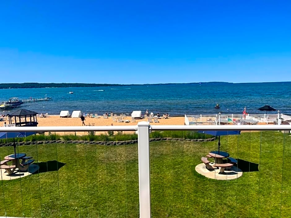 The Beach Haus - Traverse City