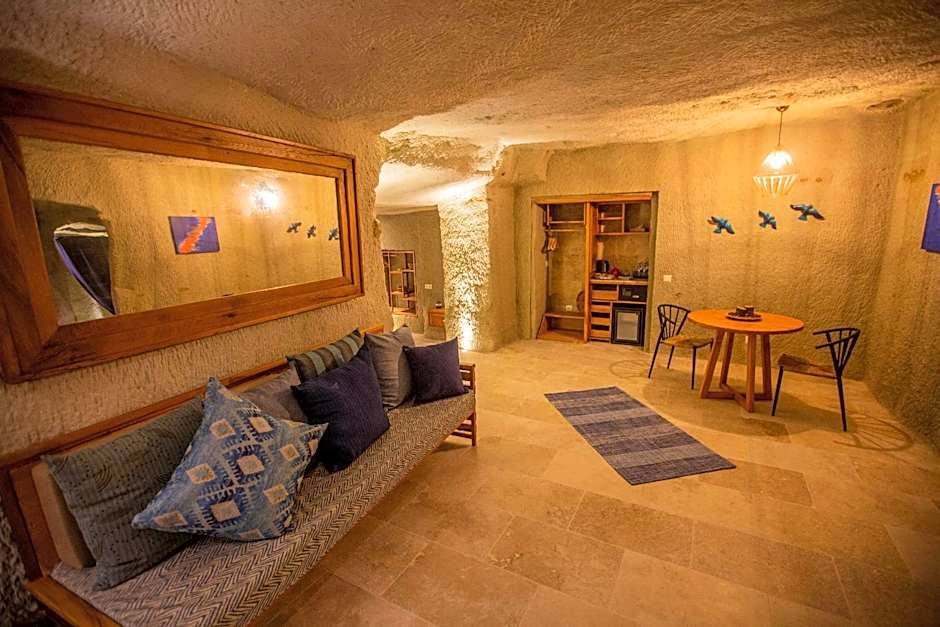 Azure Cave Suites - Cappadocia