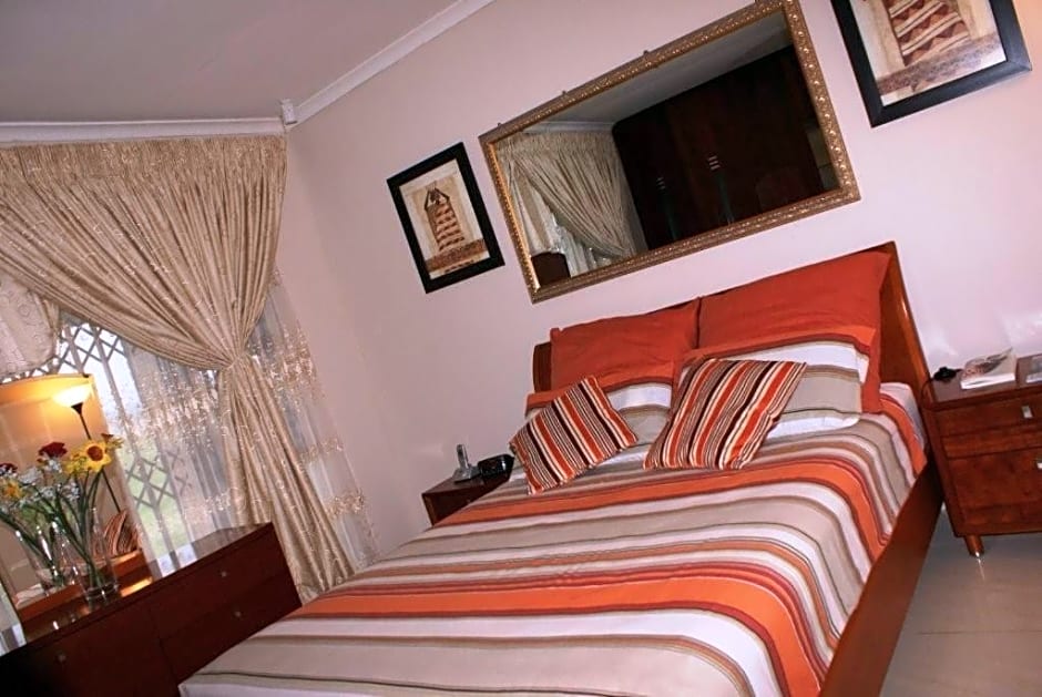 Ekhaya Lodge