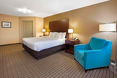 1 Queen Bed Non-Smoking