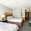 Country Inn & Suites by Radisson, Green Bay, WI